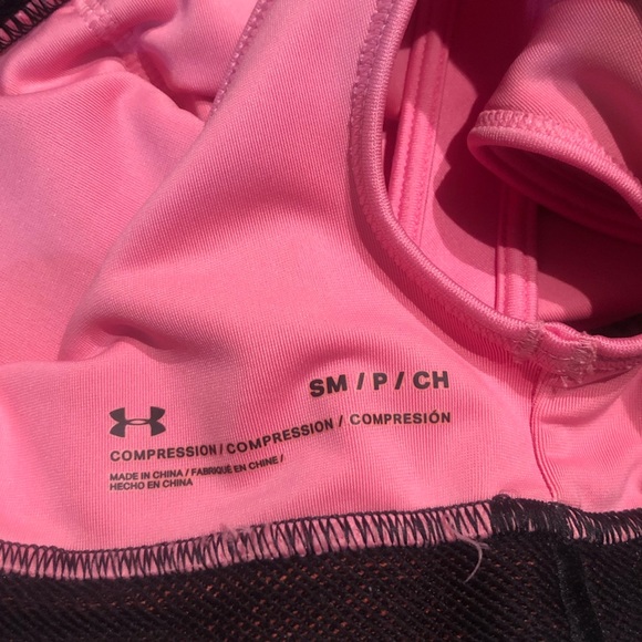 Under Armour Sports Bra - Picture 3 of 3